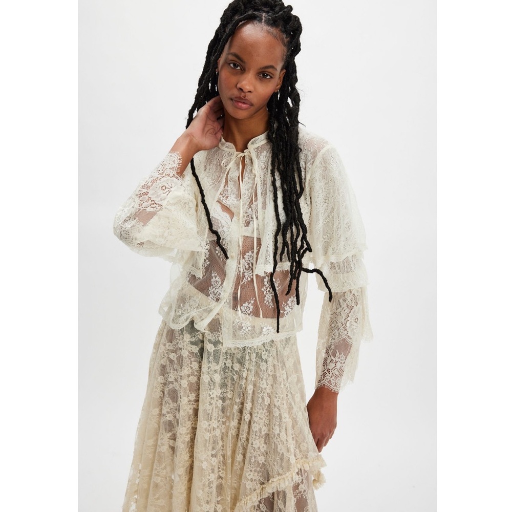 2094. Free People X Nigel Preston Lace Cape Shirt